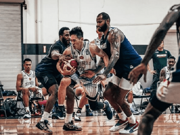 Timnas Indonesia sempat ujicoba lawan DeMarcus Cousins di AS.