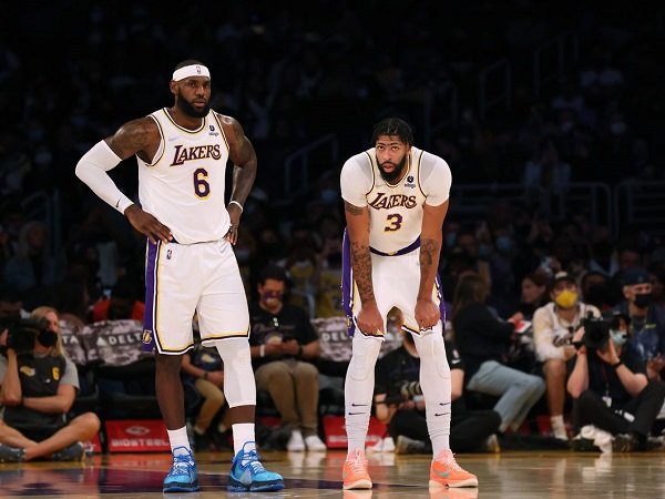 Anthony Davis kritik effort bermain para punggawa Lakers yang kurang.