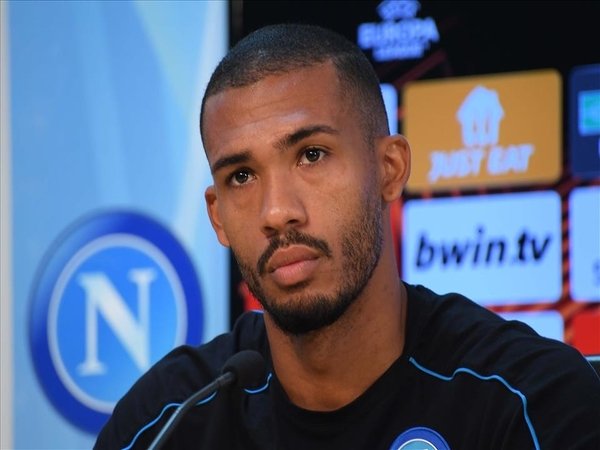 Juan Jesus melakukan sesi konferensi pers jelang lawatan Napoli ke markas Spartak Moscow di lanjutan laga Liga Europa besok malam (24/11) / via SSC Napoli Official