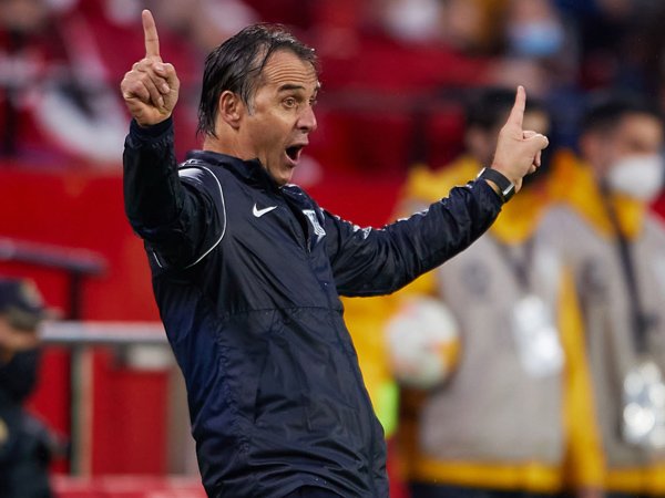 Pelatih Sevilla, Julen Lopetegui.