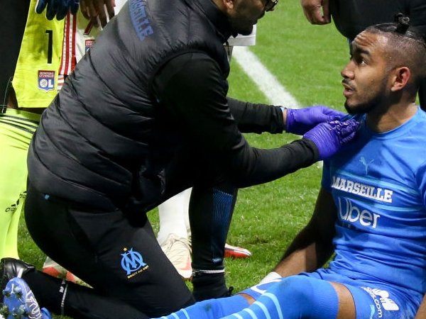 Payet Jadi Korban Lemparan Botol, Presiden Lyon Minta Maaf