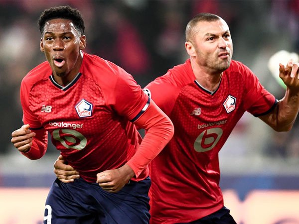 Gol tunggal Jonathan David bawa Lille ke puncak klasemen grup G Liga Champions