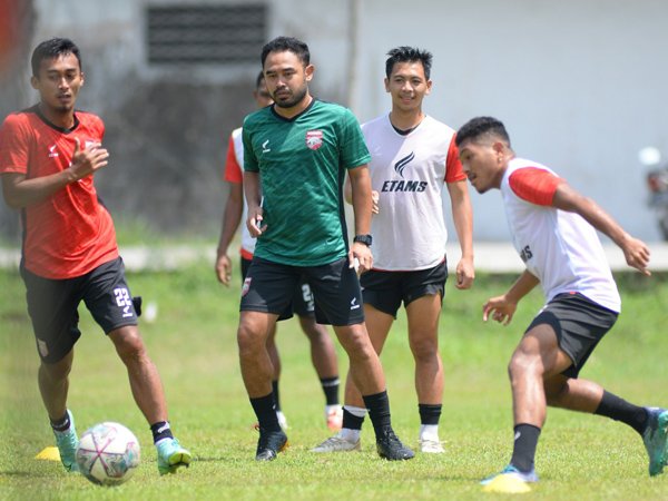 Latihan skuat Borneo FC