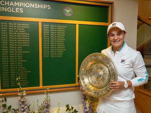 Ashleigh Barty kantongi penghargaan WTA Player of the Year