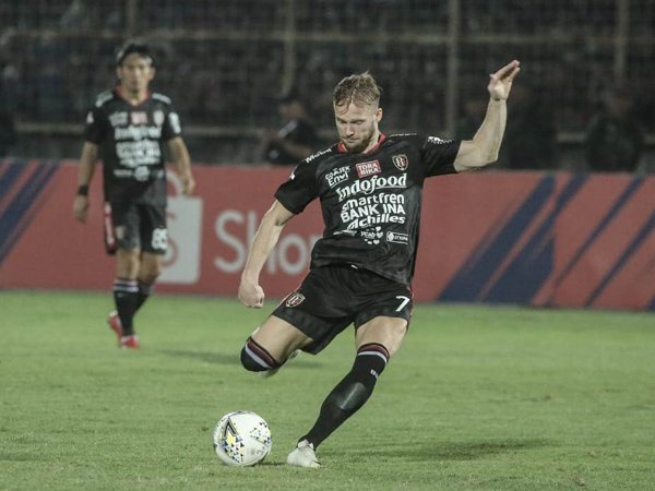 Bali United resmi melepas Melvin Platje