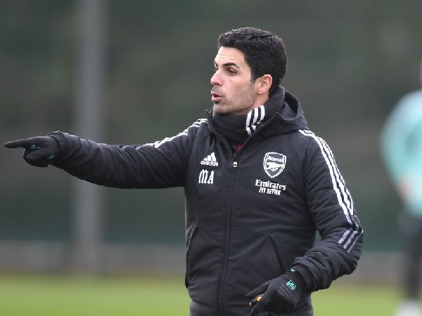 Mikel Arteta dinyatakan positif Covid-19