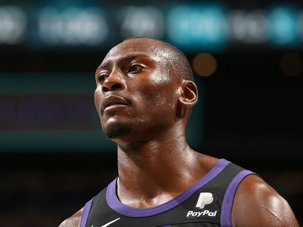 Phoenix Suns resmi pertahankan Bismack Biyombo hingga akhir musim.