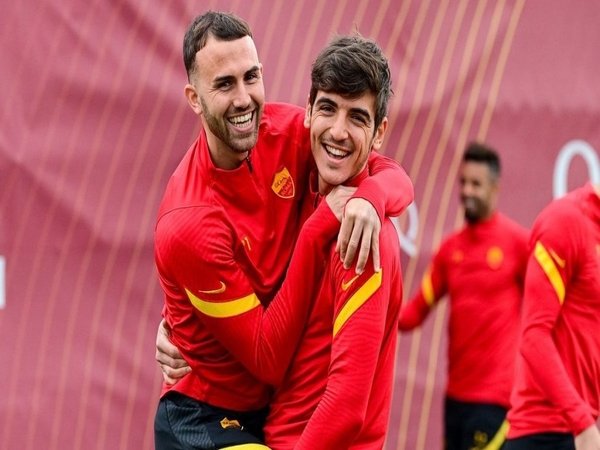 AS Roma memutuskan untuk melepas dua pemain tak terpakai mereka, yaitu Borja Mayoral dan Gonzalo Villar ke Getafe dengan status pinjaman hingga akhir musim / via AS Roma Official