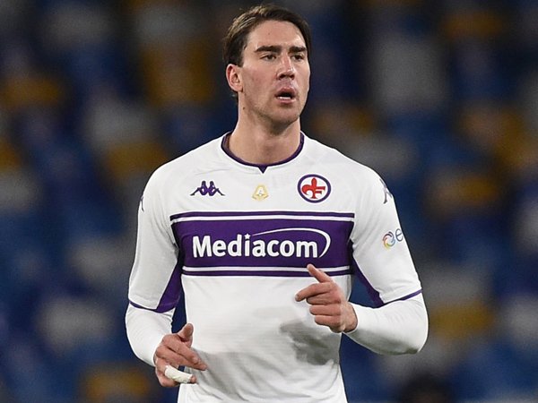 Direktur Fiorentina: Ada Klub Premier League Yang Inginkan Dusan ...