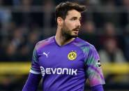 Gagal Pindah ke FC Lorient, Roman Burki Bertahan di Dortmund