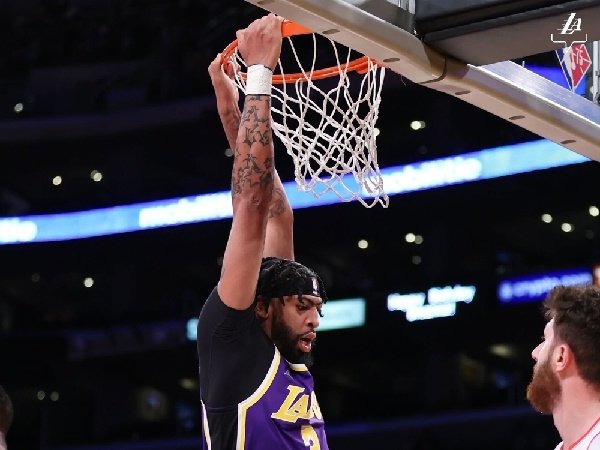 30 Poin Anthony Davis Bawa Lakers Ungguli Blazers | Liga Olahraga