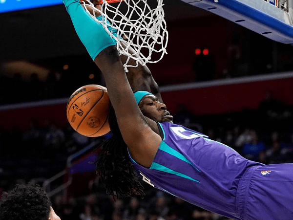 Montrezl Harrell senang dengan debut manisnya bersama Hornets.