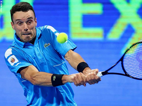 Roberto Bautista Agut tampil tanpa ampun di perempatfinal Qatar Open 2022