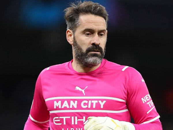 Kiper Manchester City, Scott Carson.