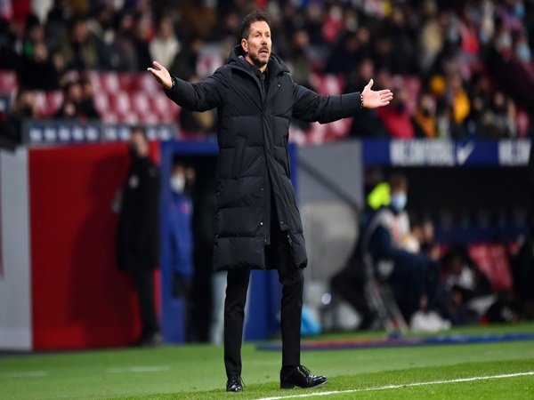 Neville ingin Simeone jadi manajer Manchester United