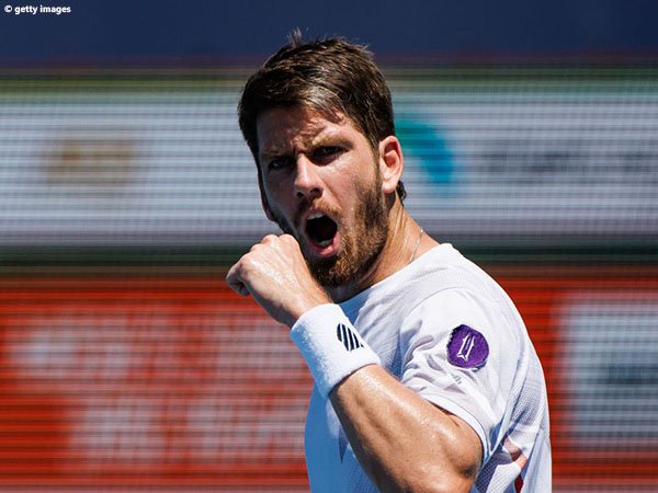 Cameron Norrie hempaskan Hugo Gaston dari Miami Open 2022