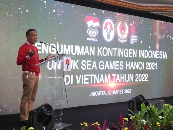 Menpora RI Zainudin Amali saat melepas kontingen Indonesia untuk SEA Games