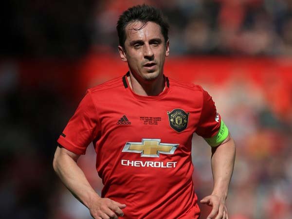 Neville: Tidak Ada Pemain MU Yang Bisa Masuk Skuat City Atau Liverpool ...