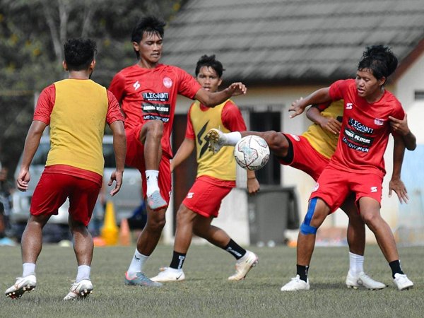 Latihan skuat Arema FC persiapan menghadapi Liga 1