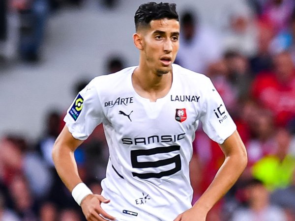 West Ham Resmi Datangkan Bek Andalan Rennes, Nayef Aguerd