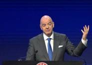 Infantino Dianggap Ingin Jatuhkan Reputasi Sepp Blatter