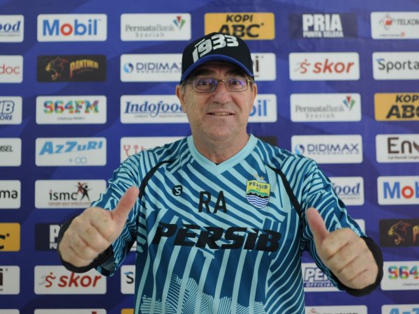 Pelatih Persib, Robert Rene Alberts