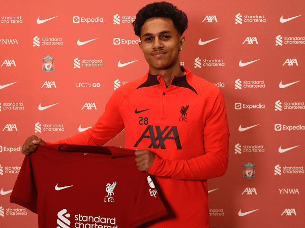 Fabio Carvalho resmi berseragan "The Reds" Liverpool (Sumber Foto: Liverpool FC)