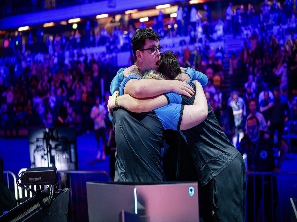 Moist Esports Juara RLCS Spring Split Major 2021-22, Libas Team Falcons