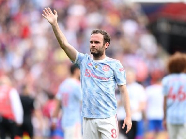 Setelah MU, kini Juan Mata bernegosiasi untuk transfer ke Leeds United