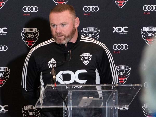 Rooney Tertarik Datangkan Phil Jones ke DC United