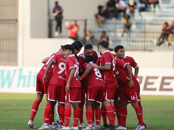 Skuat Persis Solo harus mengakui keunggulan Dewa United FC di laga pertama