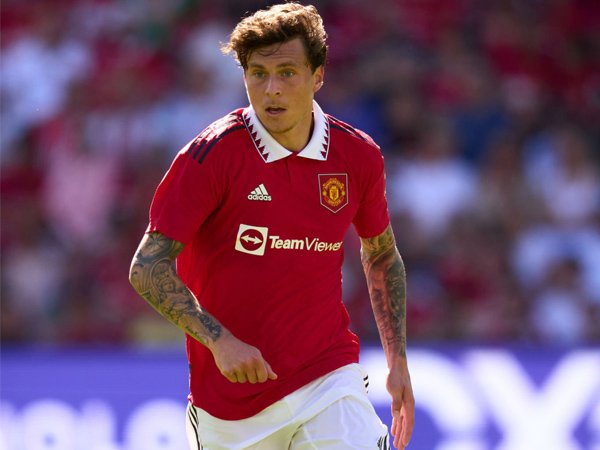 Bek Manchester United, Victor Lindelof.