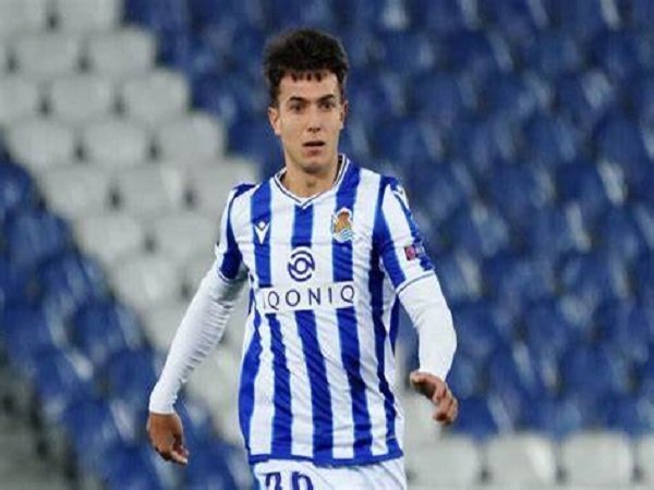 Gelandang muda Real Sociedad, Martín Zubimendi.