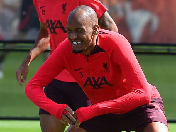 Fabinho Tidak Khawatir dengan Usaha Liverpool Mendatangkan Gelandang Baru