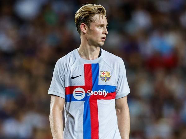 Liverpool Masuk Perlombaan Transfer Frenkie de Jong?