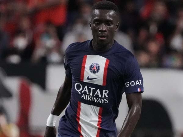 Paris Saint-Germain Enggan Lepas Gueye Gratis ke Everton