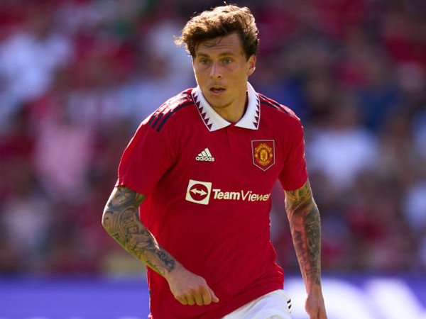 Bek Manchester United, Victor Lindelof.