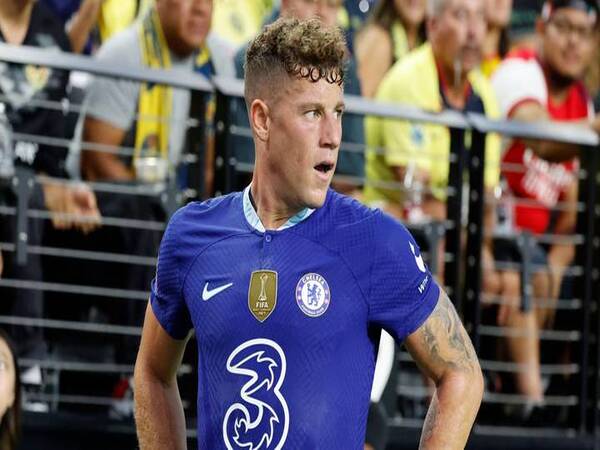 Chelsea resmi mengakhiri kontrak Ross Barkley lebih awal, dari yang seharusnya baru akan berakhir di Juni 2023 / via Getty Images