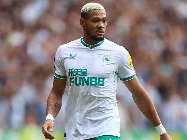 Liverpool Butuh Gelandang, Eks Pemain: Beli Joelinton!