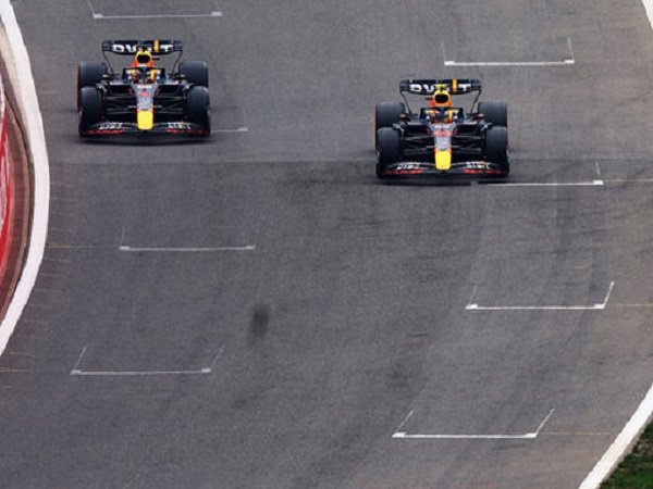 Red Bull, Max Verstappen, Sergio Perez