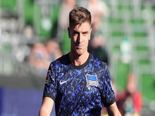 Krzysztof Piatek akan kembali bermain di Serie A musim ini dengan bergabung bersama Salernitana / via AFP