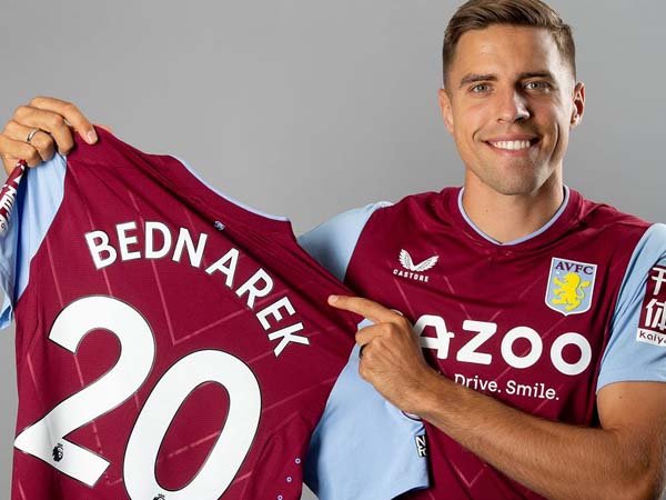 Bednarek Tidak Sabar Hadapi Petualangan Baru di Aston Villa