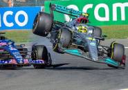 Mobil Lewis Hamilton Mendarat dengan Kekuatan 45G Usai Crash di Spa