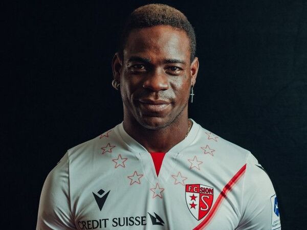 Mario Balotelli resmi menjajal peruntungan baru di Liga Swiss bersama FC Sion / via Istimewa