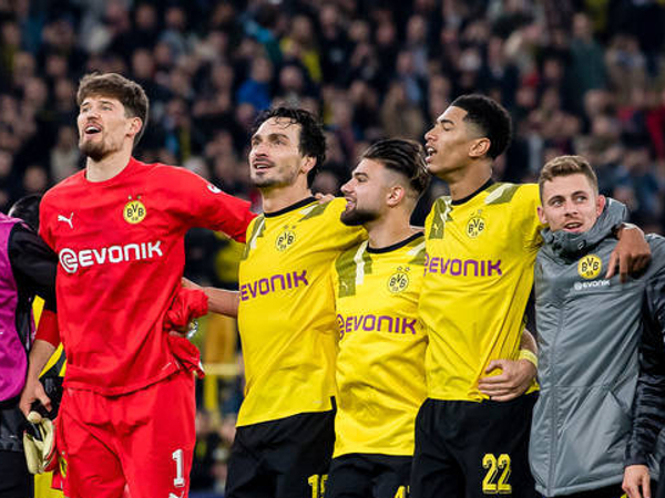 Lolos Ke Babak 16 Besar, Borussia Dortmund Naik Ke Posisi 12 Ranking ...