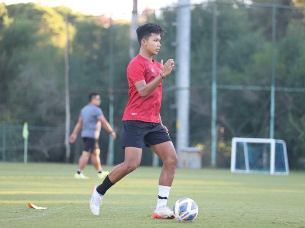 Pemain muda Bali United, Kadek Arel berlatih bersama timnas Indonesia U-20 di Turki