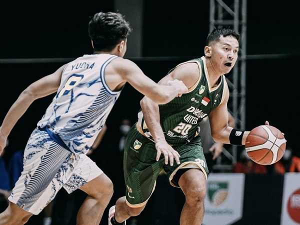 Wendha Wijaya pensiun setelah 21 tahun berkarier di liga basket tanah air.