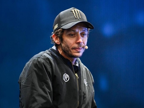 Valentino Rossi ingin supaya Yamaha bergerak cepat perbaiki motor.