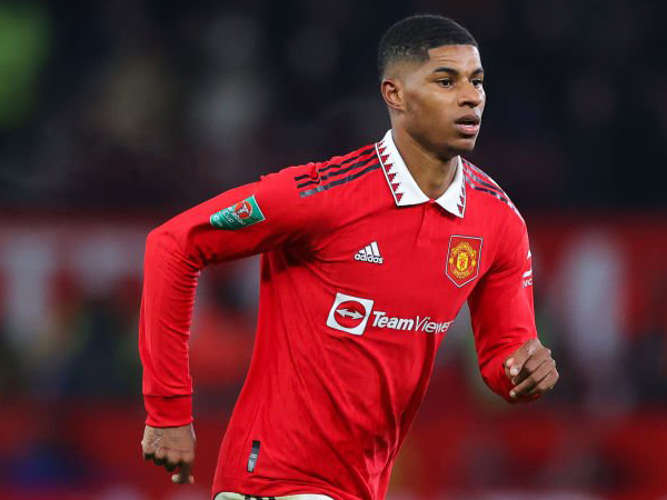 Judul: Marcus Rashford Kembali ke Performa Puncak, Manchester United Raih Kemenangan Penting