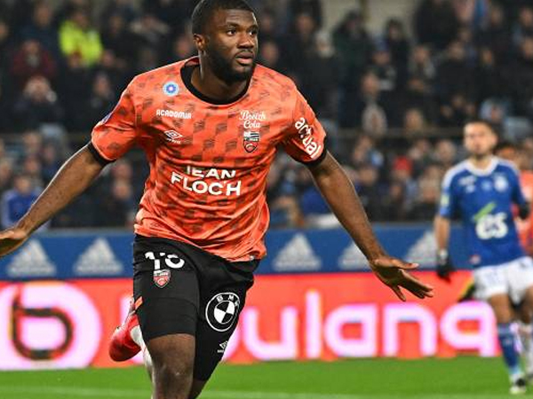 Southampton Tertarik Datangkan Striker Lorient, Terem Moffi